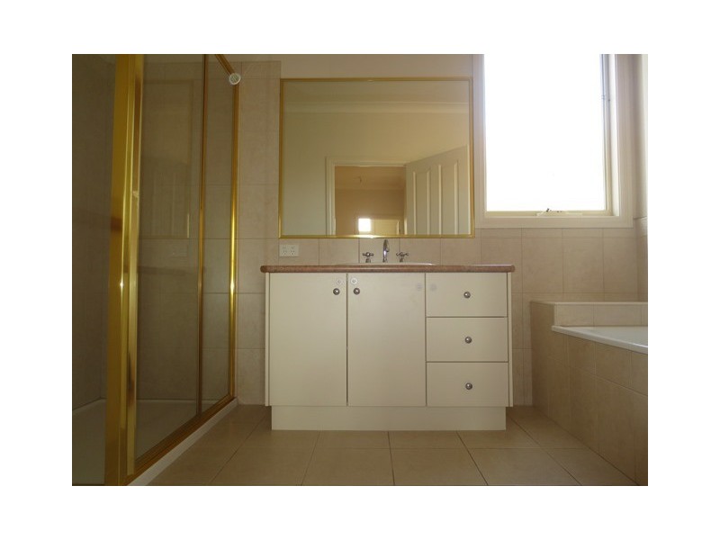 1/42 Blyth Street, Altona VIC 3018