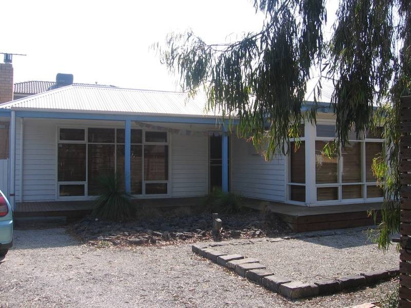 24 Lark Street, Altona VIC 3018