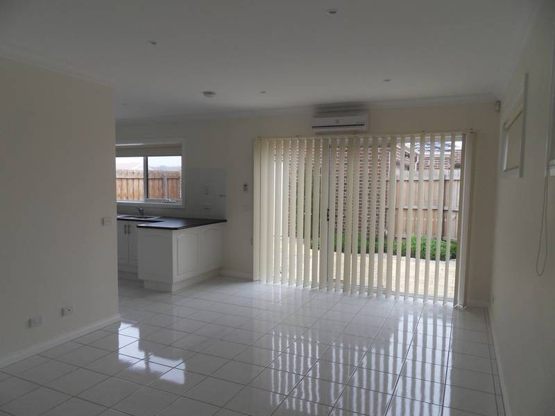 1/58 May Avenue,, Altona Meadows VIC 3028