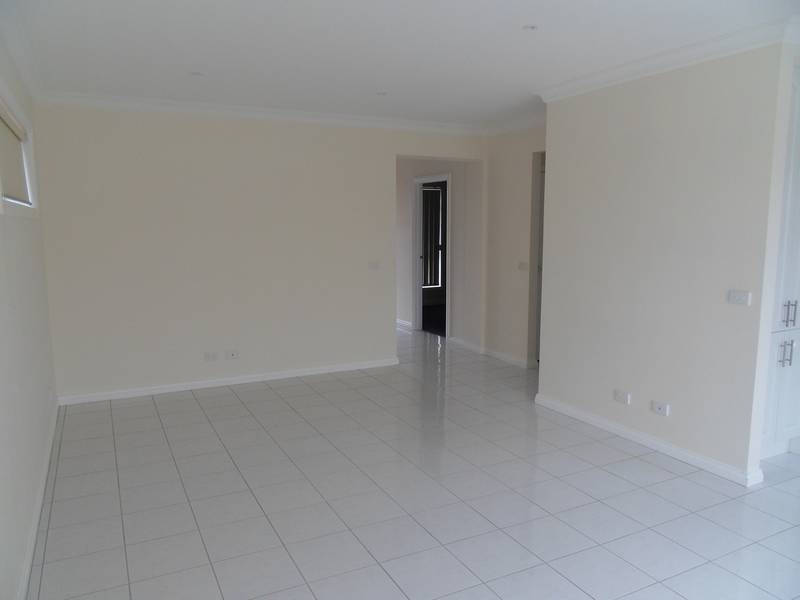 1/58 May Avenue,, Altona Meadows VIC 3028