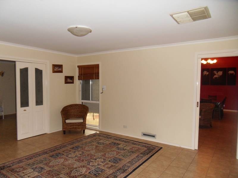 1 Greylea Grove, Seabrook VIC 3028
