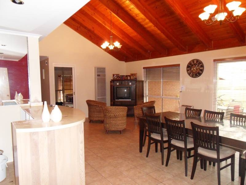 1 Greylea Grove, Seabrook VIC 3028