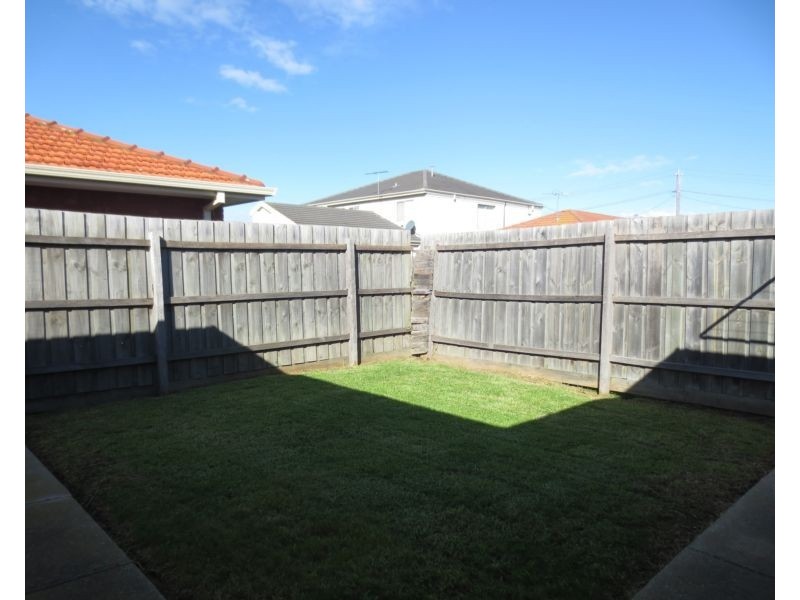 1/12 Delahunty Court, Altona Meadows VIC 3028