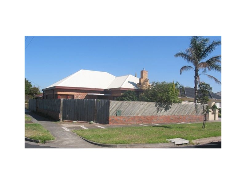 19 McBain Street, Altona VIC 3018