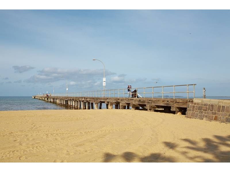 180 Civic Parade, Altona VIC 3018