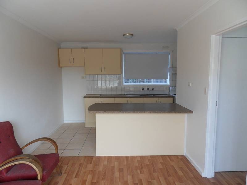 7/2 Stenhouse Avenue, Brooklyn VIC 3012