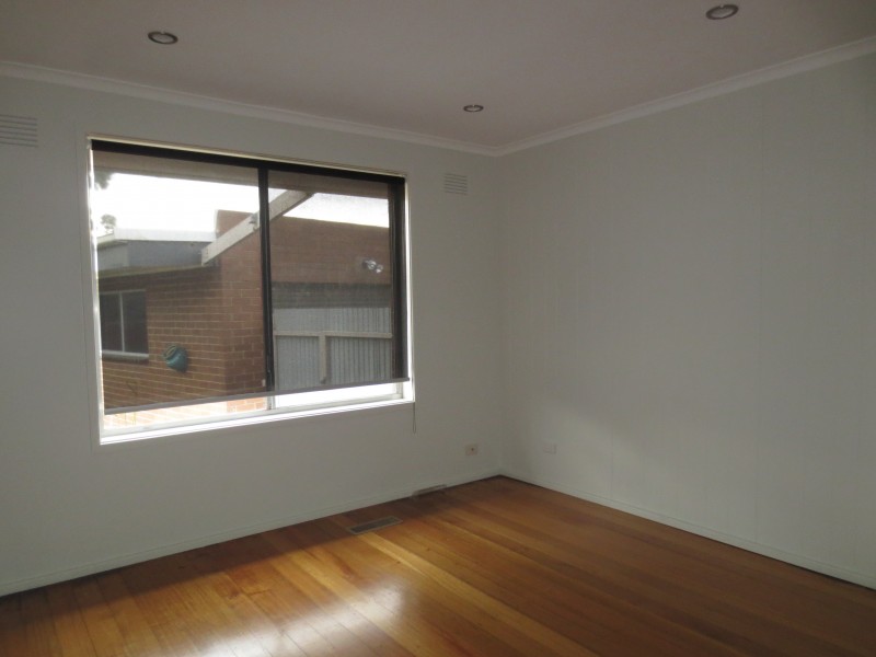 12 Kearney Avenue, Altona VIC 3018