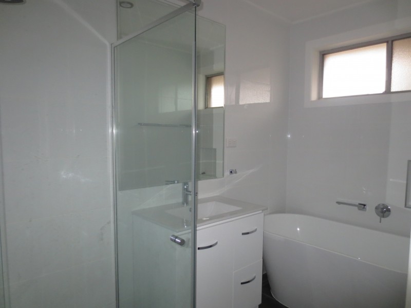 12 Kearney Avenue, Altona VIC 3018