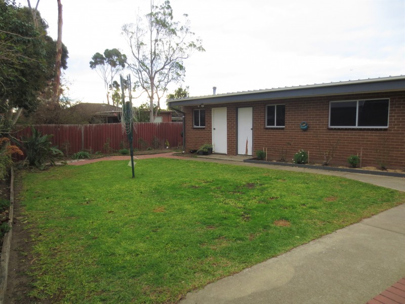 12 Kearney Avenue, Altona VIC 3018