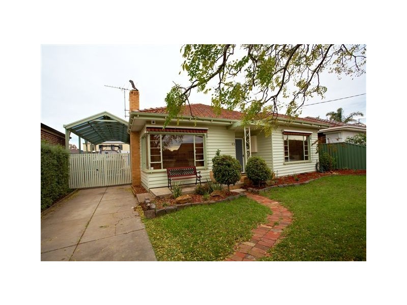 42 Linnet Street, Altona VIC 3018