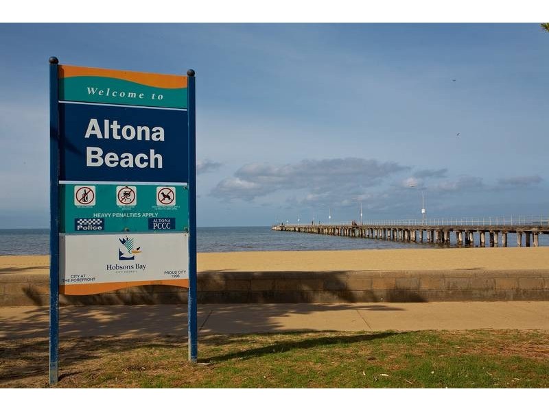 15/5 Robin Street, Altona VIC 3018