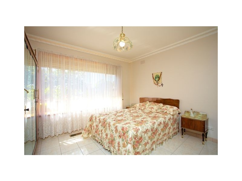 39 Irwin Avenue, Altona North VIC 3025