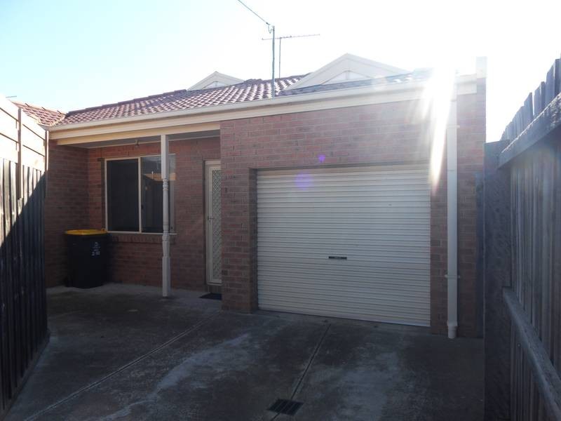 2/93 Balaclava Avenue, Altona Meadows VIC 3028