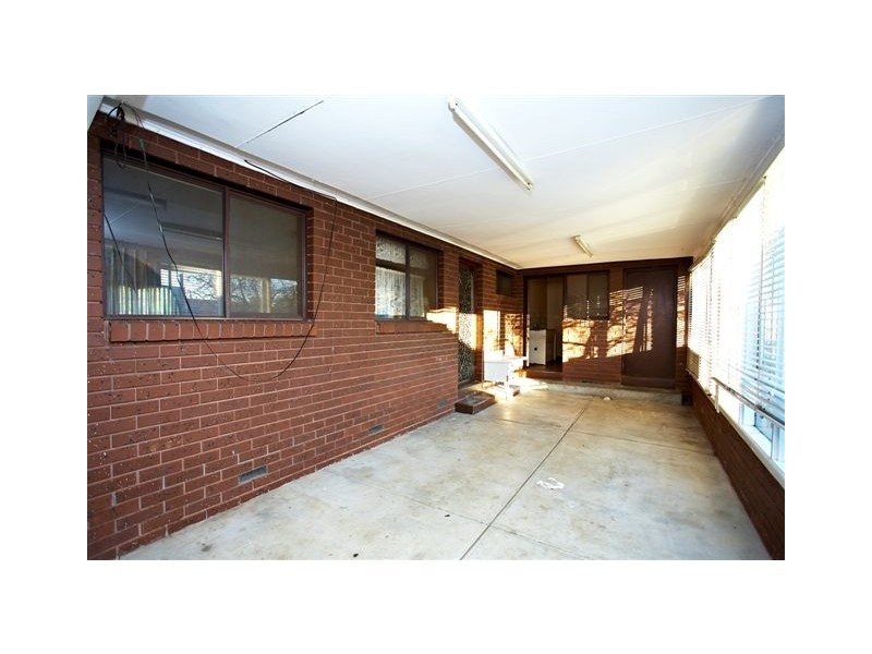 27 Freemans Road, Altona North VIC 3025
