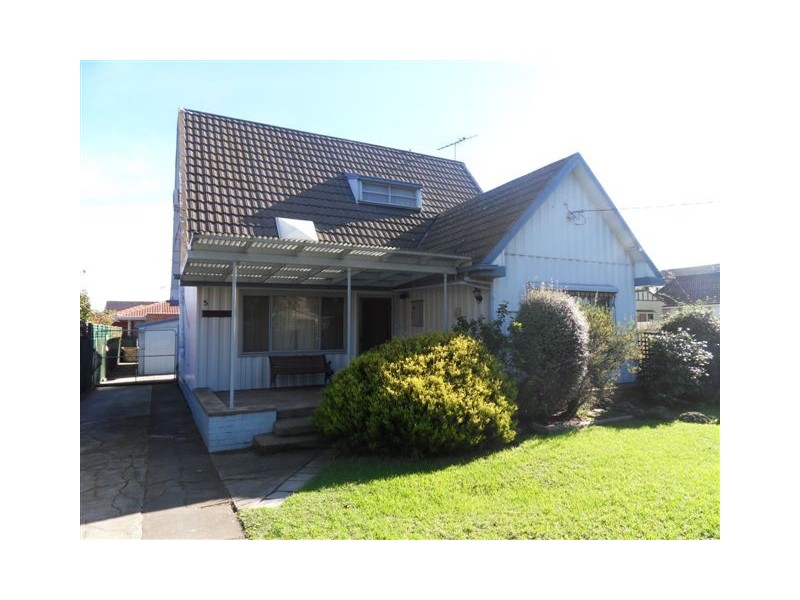 5 Romawi Street, Altona VIC 3018