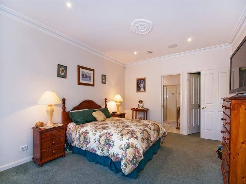 9 Salerno Court, Point Cook VIC 3030