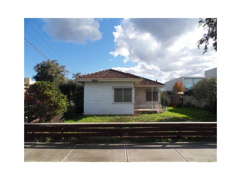 25 Beach Street, Altona VIC 3018