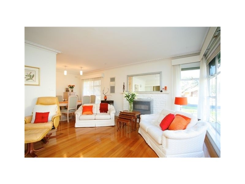 67 Bracken Grove, Altona VIC 3018
