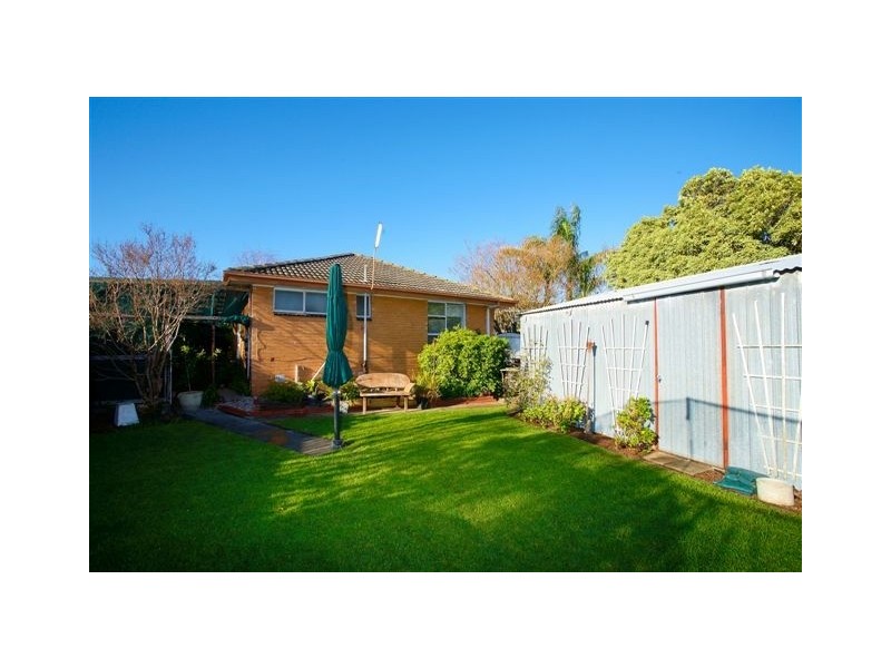 67 Bracken Grove, Altona VIC 3018