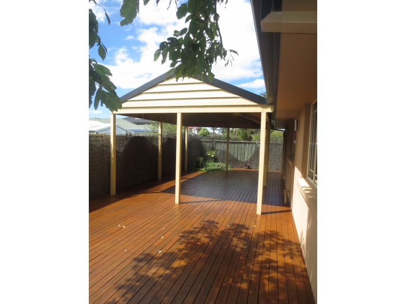 16 Bell Avenue, Altona VIC 3018