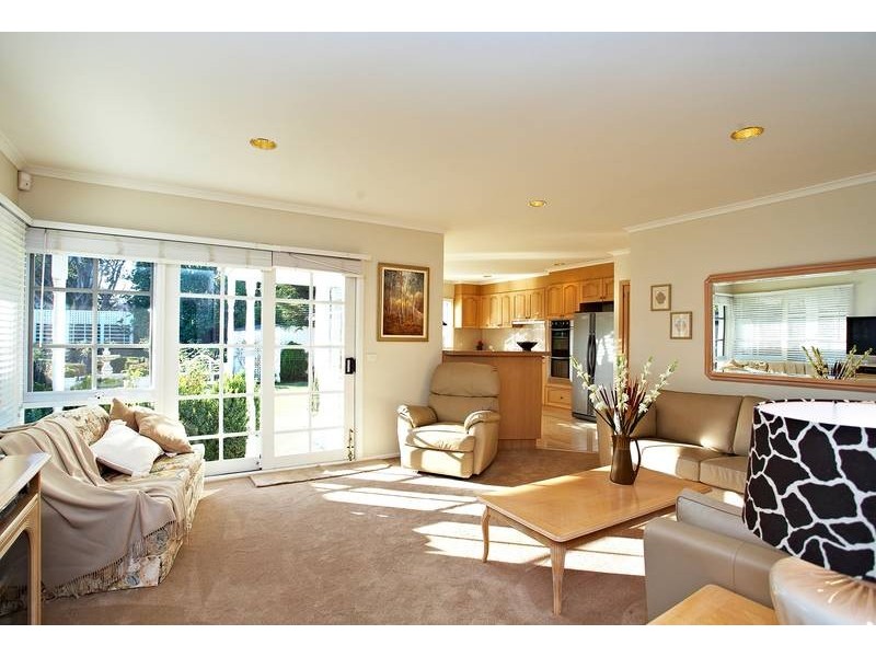 51 Esplanade, Altona VIC 3018