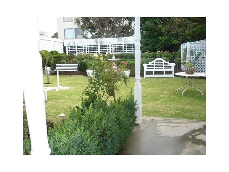 51 Esplanade, Seaholme VIC 3018