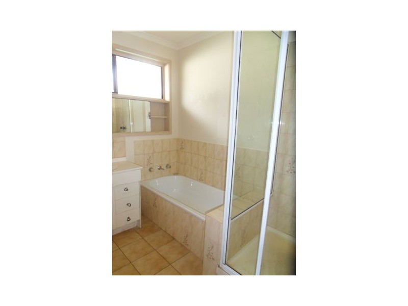 74 Linden Street, Altona Meadows VIC 3028