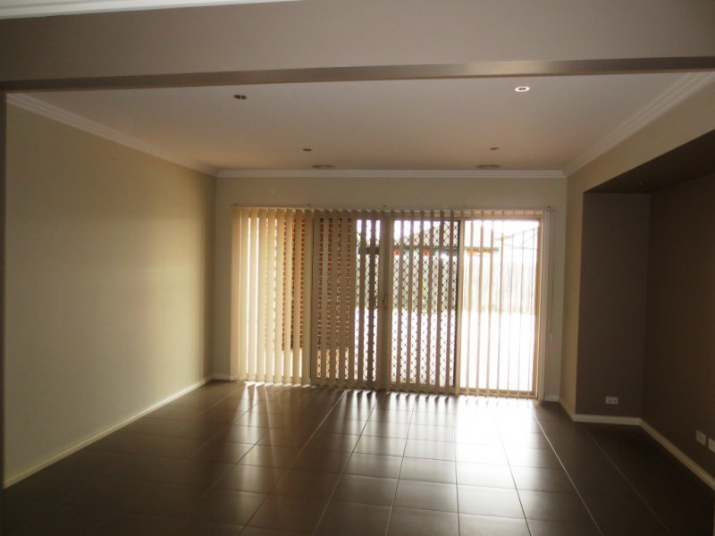 40 Myers Parade, Altona Meadows VIC 3028