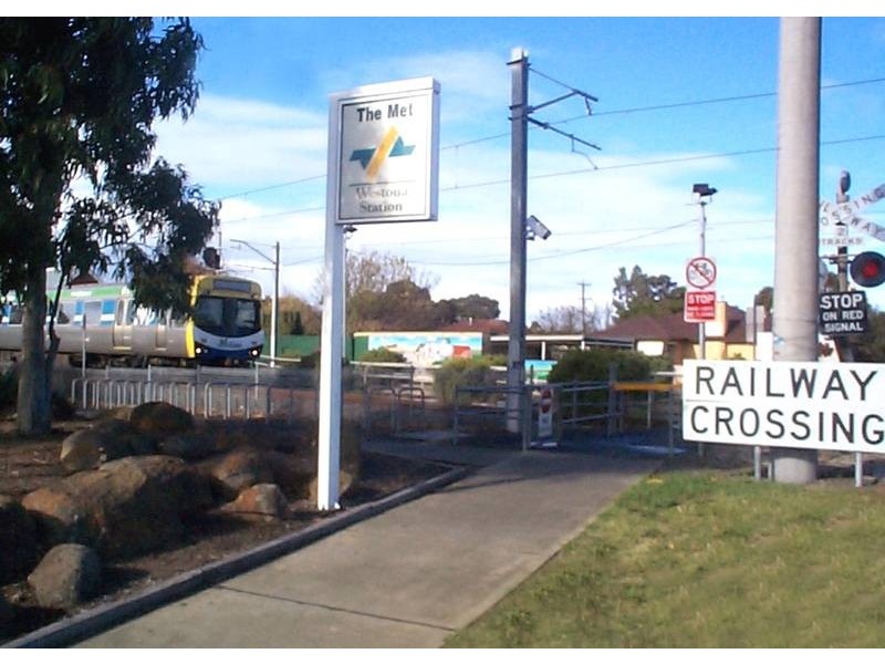 26 Dove Avenue, Altona VIC 3018