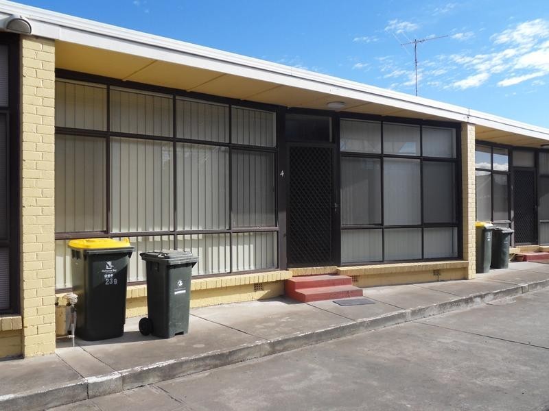 4/239 Esplanade, Altona VIC 3018