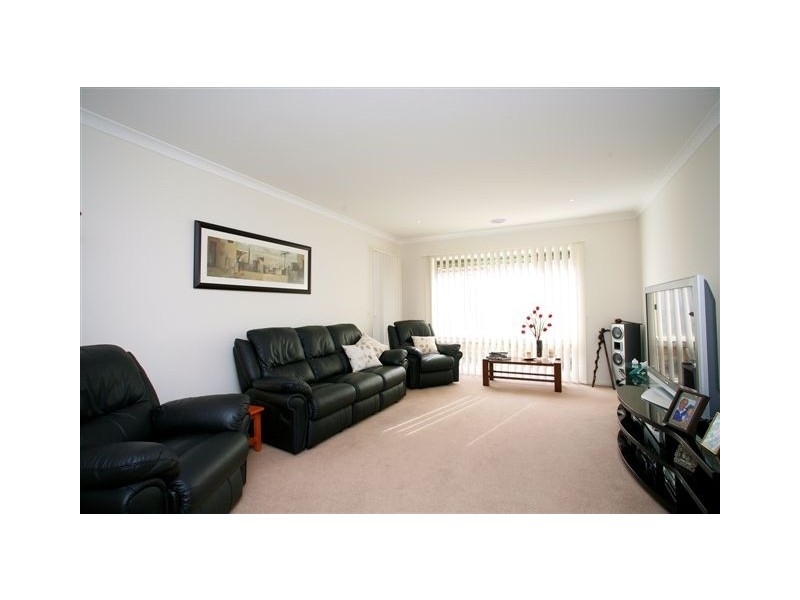 13 Rose Street, Altona VIC 3018