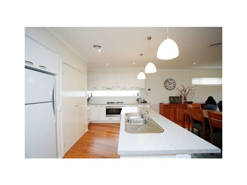 13 Rose Street, Altona VIC 3018