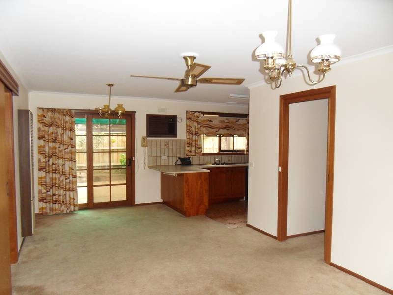 1 Roach Drive, Altona Meadows VIC 3028