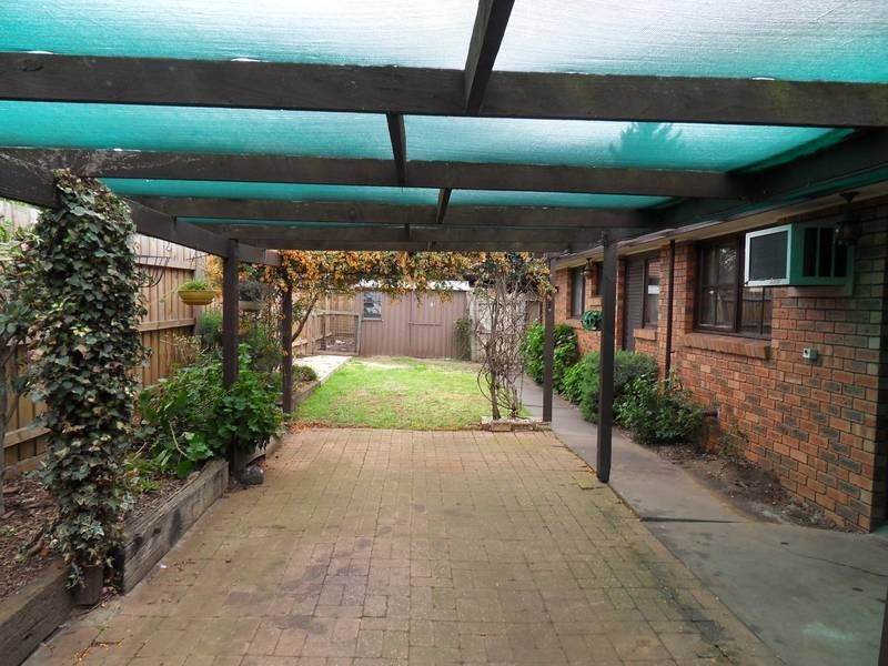 1 Roach Drive, Altona Meadows VIC 3028