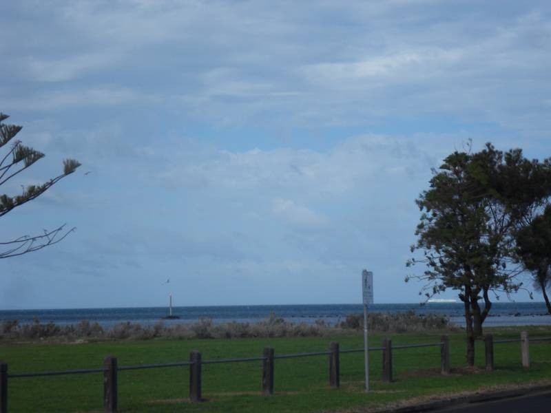 25 Beach Street, Altona VIC 3018