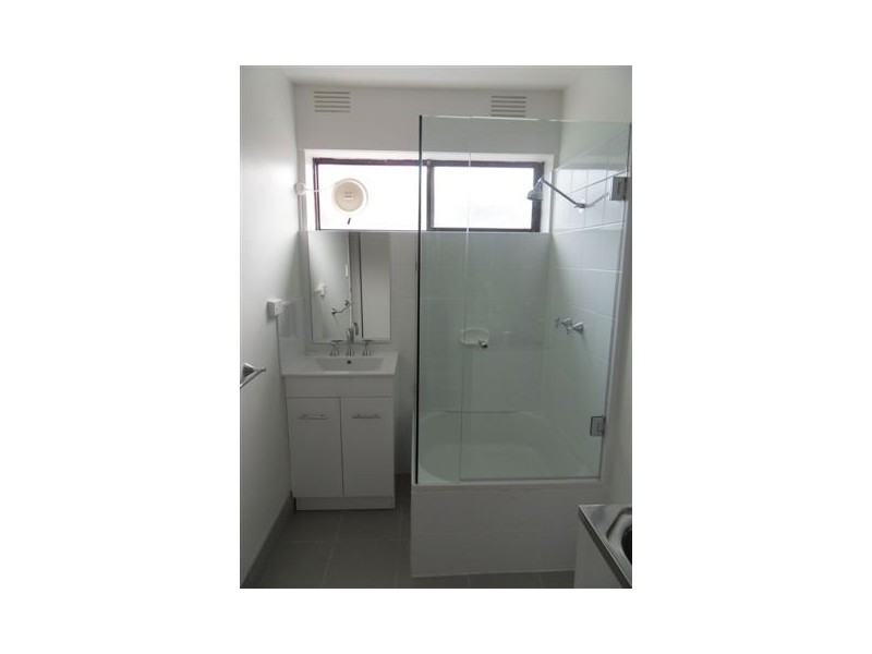 6/5 Robin Street, Altona VIC 3018