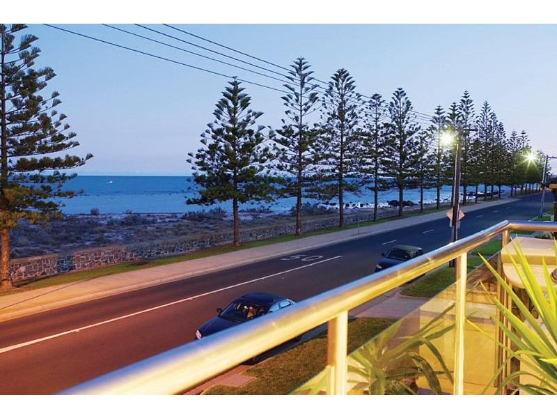 5A Esplanade, Altona VIC 3018