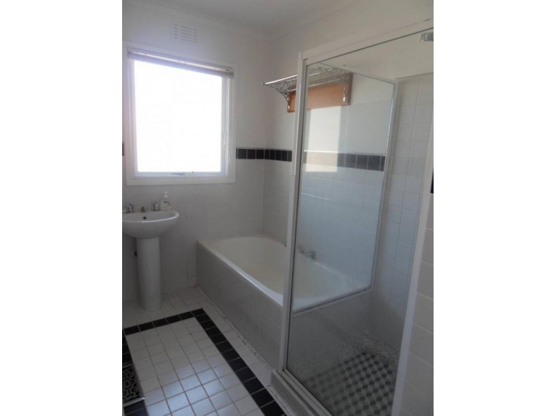 22 Brook Drive, Altona VIC 3018
