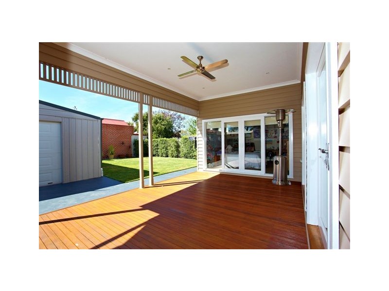 10 Waratah Street, Altona VIC 3018