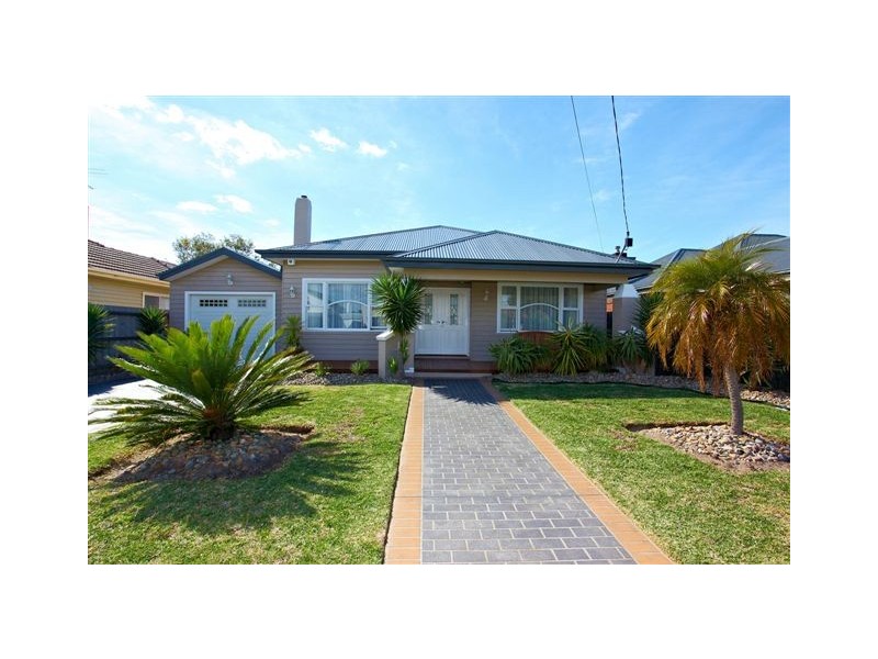 10 Waratah Street, Seaholme VIC 3018