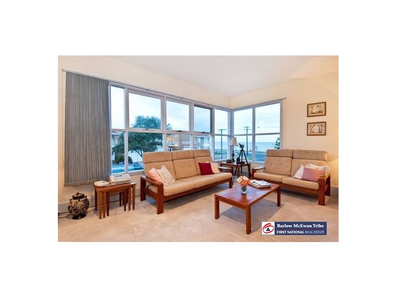 99B Esplanade, Altona VIC 3018