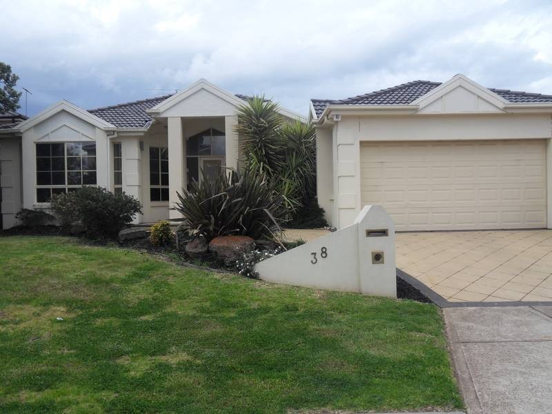 38 Markham Way, Altona Meadows VIC 3028