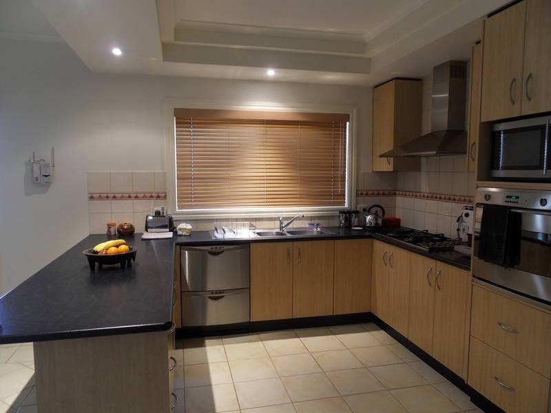 38 Markham Way, Altona Meadows VIC 3028