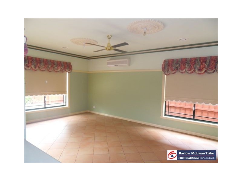 1/41 Henry Drive, Altona Meadows VIC 3028