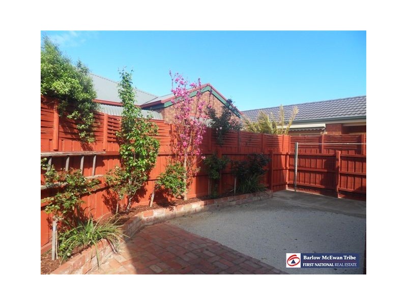 1/41 Henry Drive, Altona Meadows VIC 3028