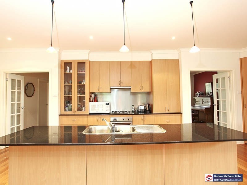 39 Myrtle Grove, Altona VIC 3018