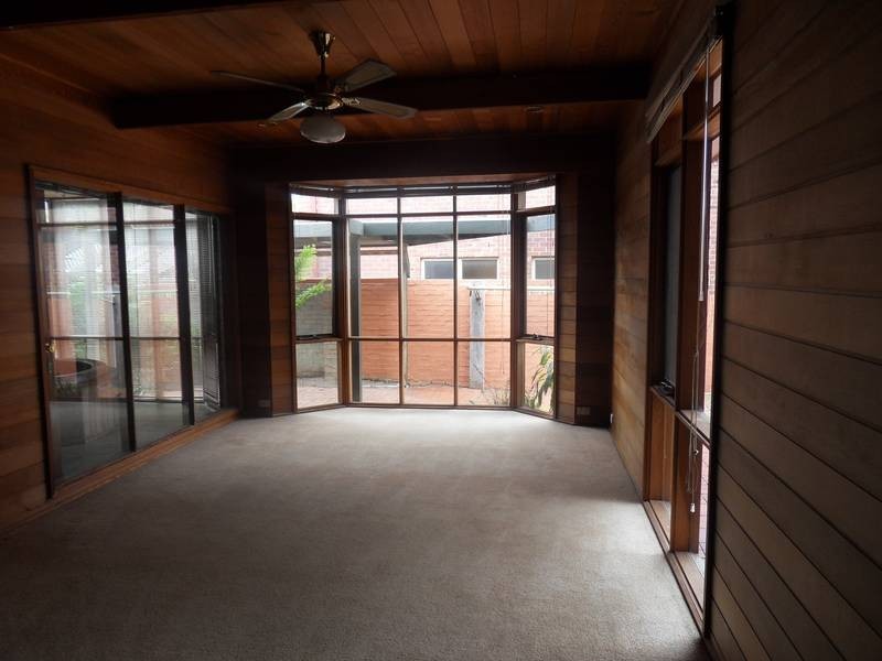 18 Queen Street, Altona VIC 3018