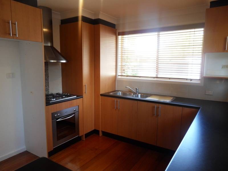 61 McIntyre Drive, Altona VIC 3018