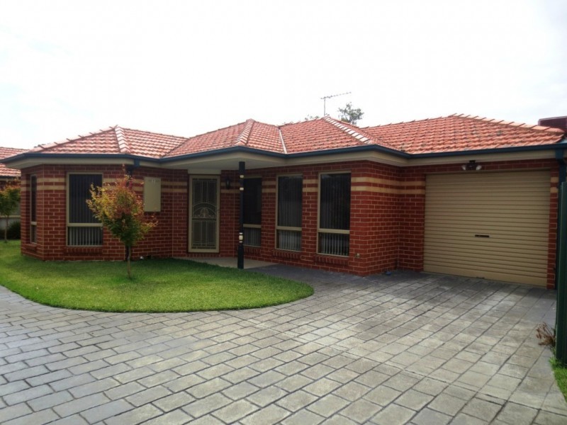 2/19 Upton Street, Altona VIC 3018