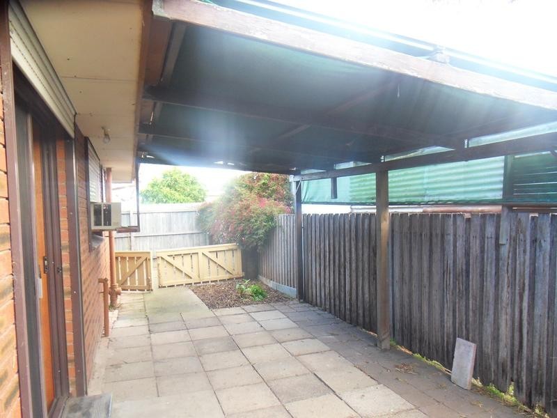 3/27 McBain Street, Altona VIC 3018